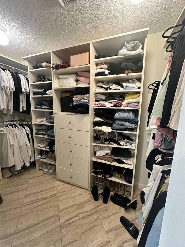 Interior, Walk-in Closets