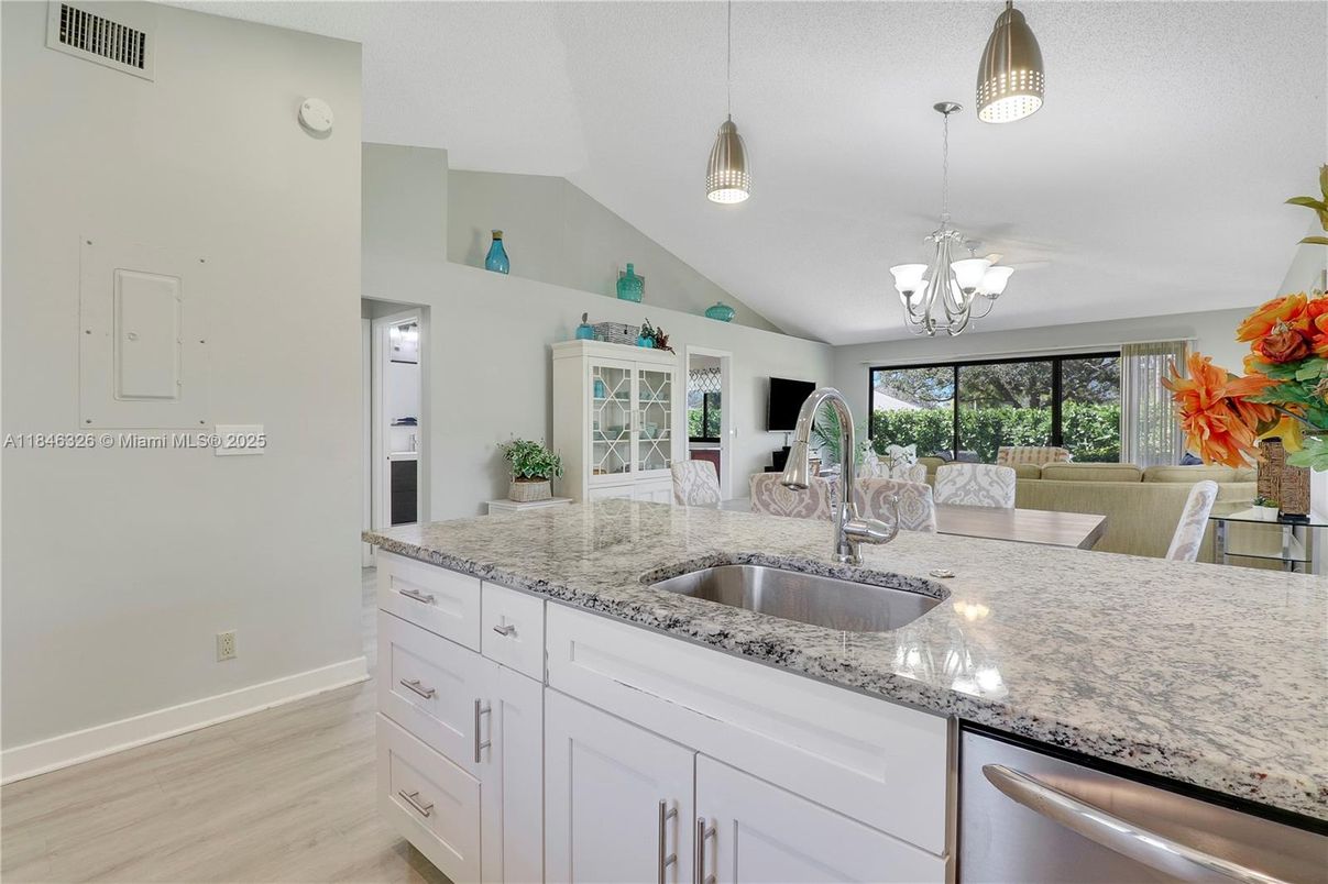 Chandelier, Dining room, Interior, Kitchen, Pendant Lights, Wood Texture Flooring