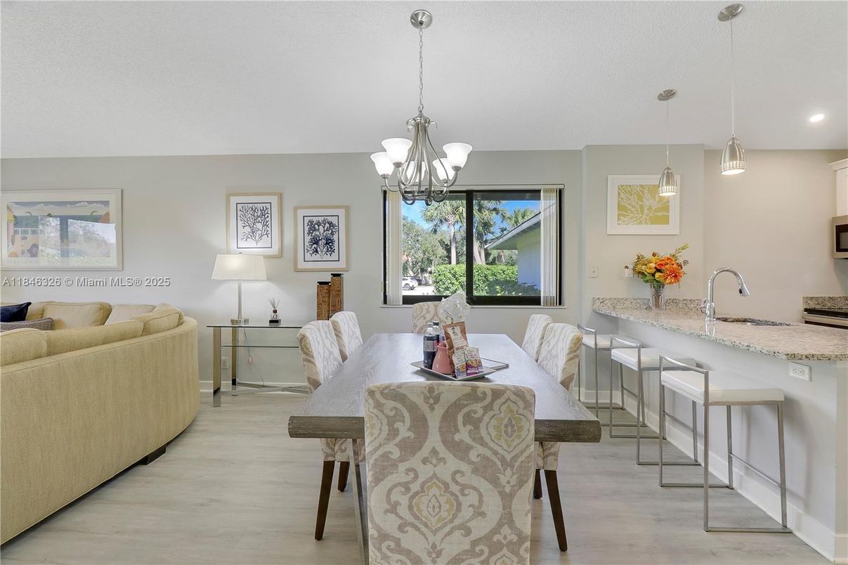 Chandelier, Dining room, Interior, Pendant Lights, Recessed Lighting, Wood Texture Flooring