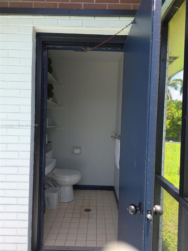 Bathroom, Interior
