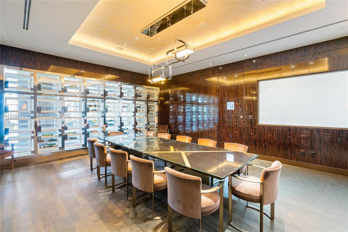 Dining room, Interior, Pendant Lights, Recessed Lighting, Wood Texture Flooring, Wooden Walls