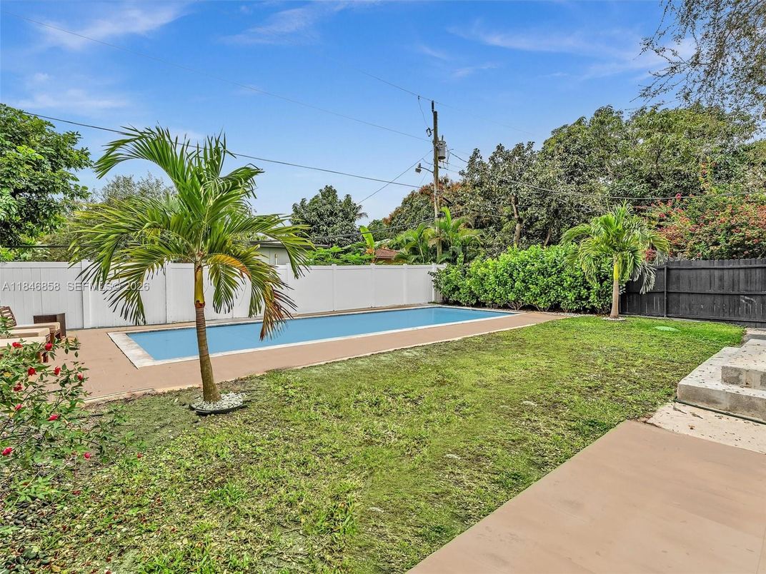 Backyard, Exterior, Pool