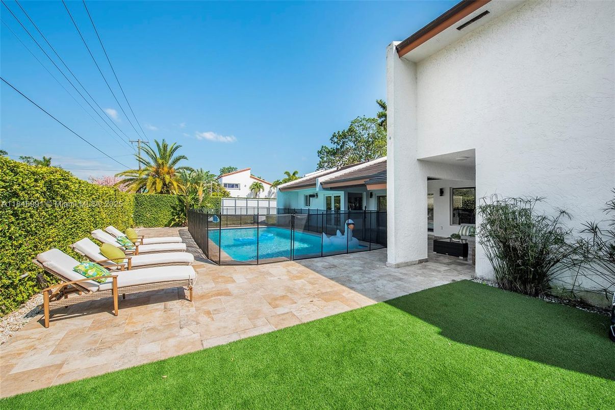 Backyard, Exterior, Pool