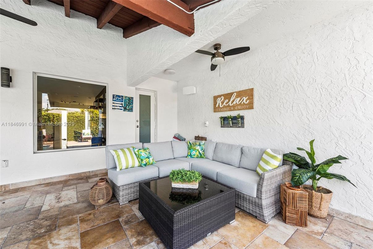 Interior, Living room, Wooden Beams