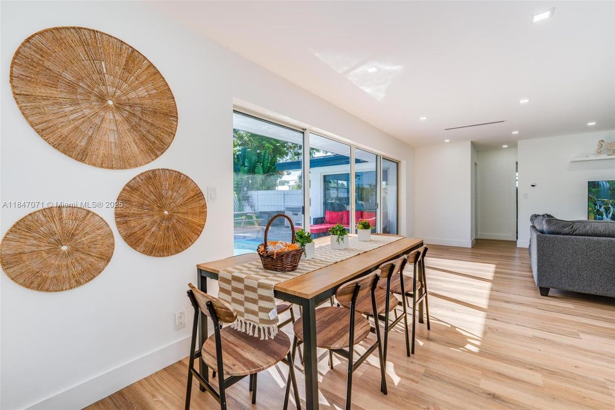 Dining room, Interior, Recessed Lighting, Wood Texture Flooring