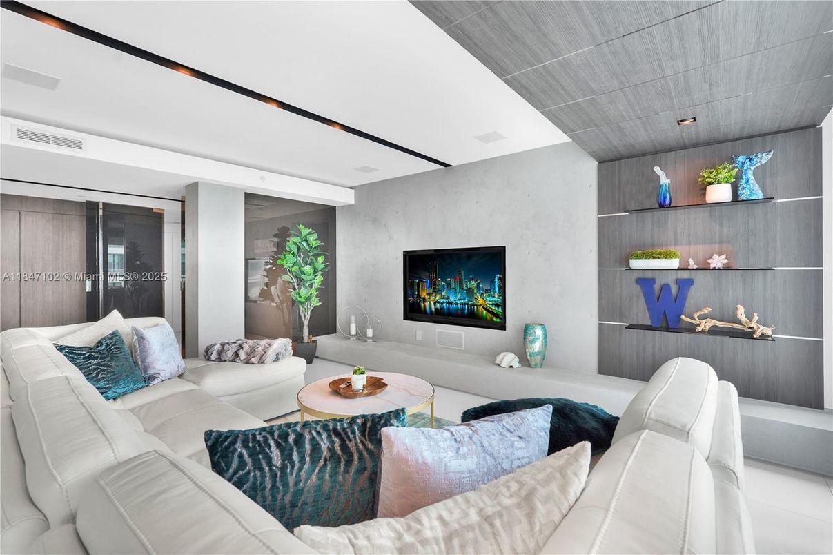 Interior, Living room, Recessed Lighting