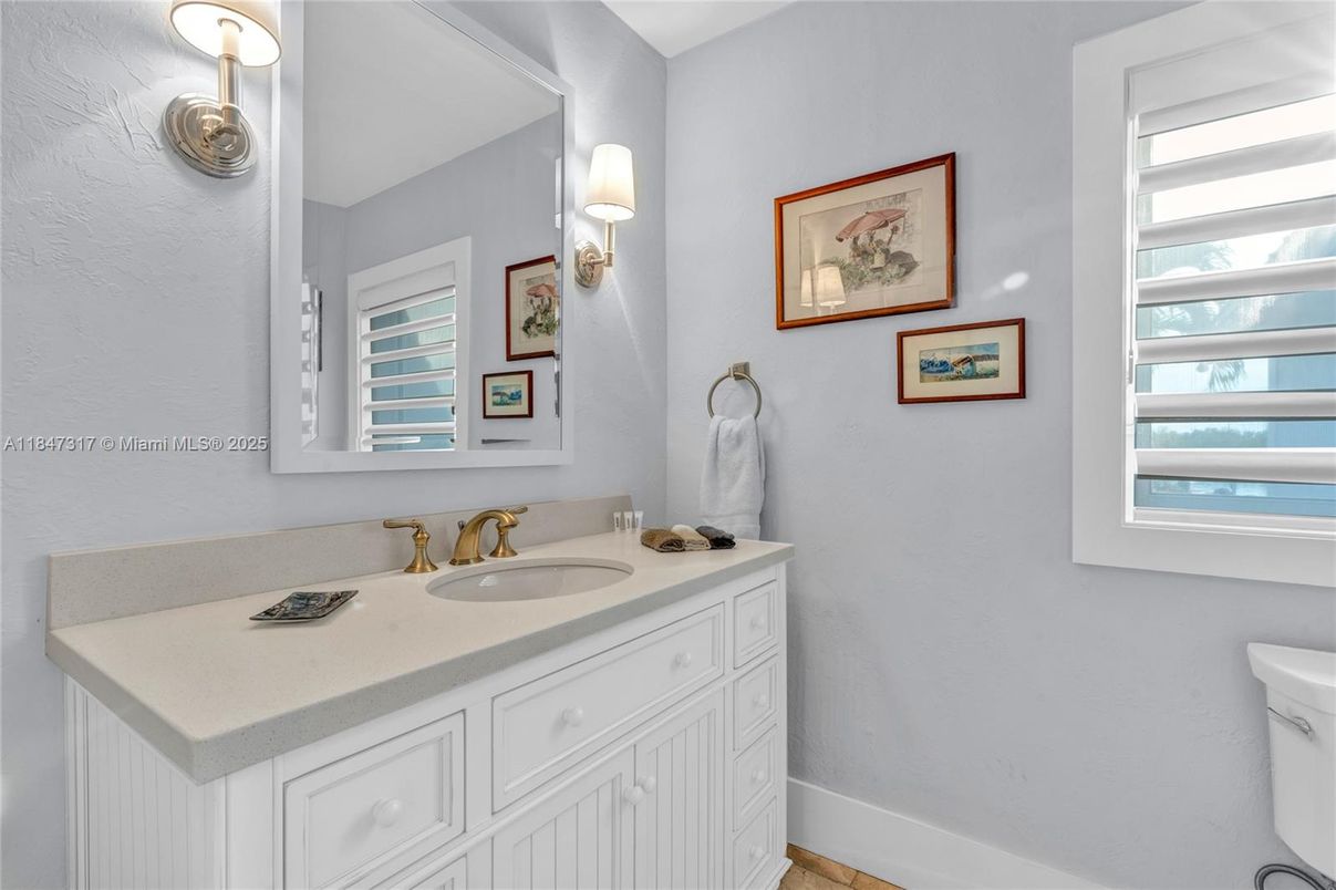 Bathroom, Interior
