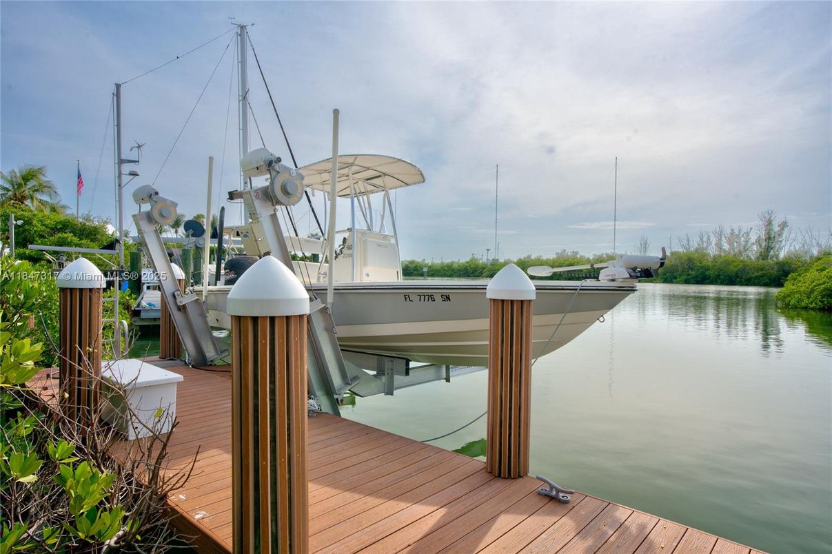 Exterior, Water