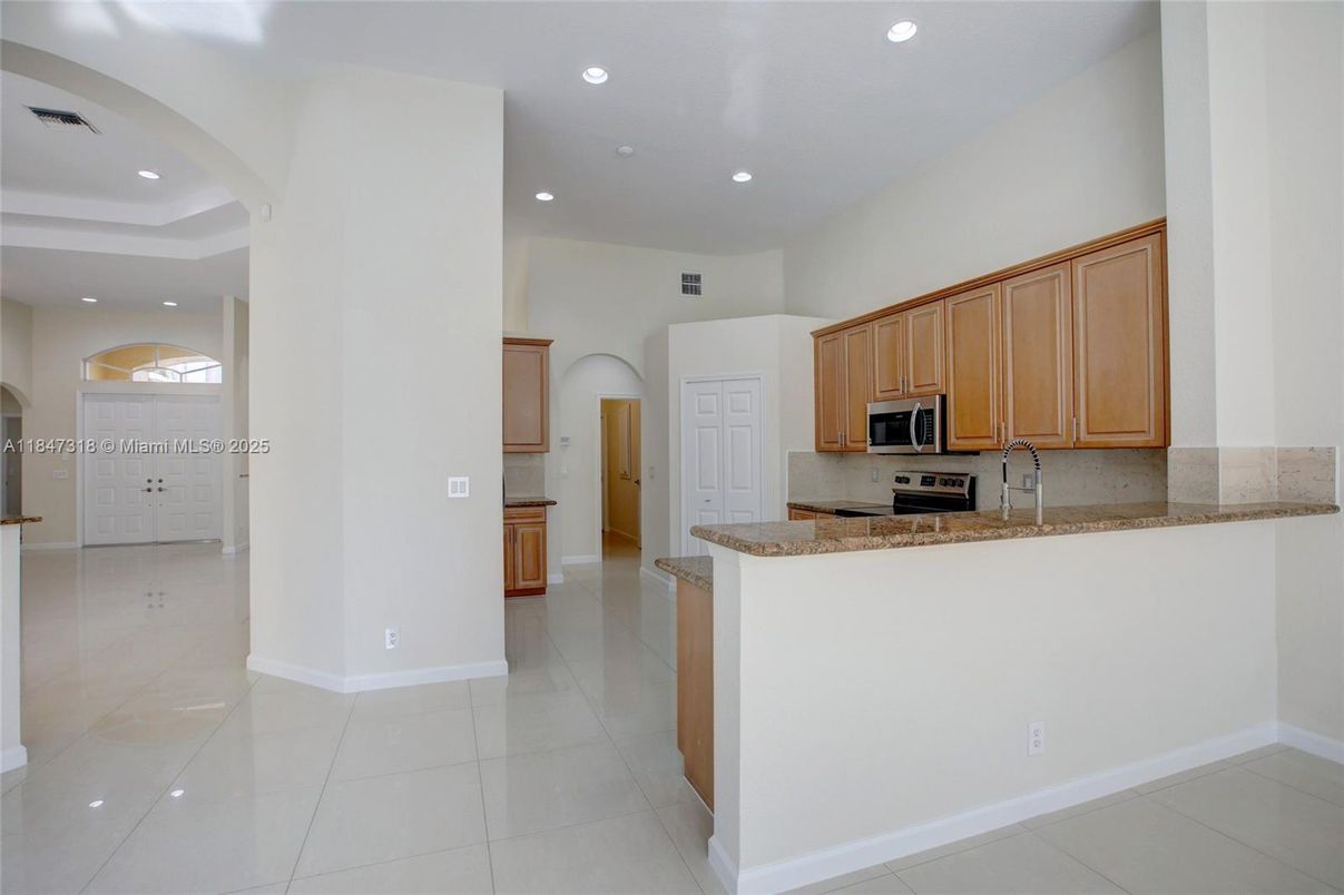Interior, Kitchen, Recessed Lighting