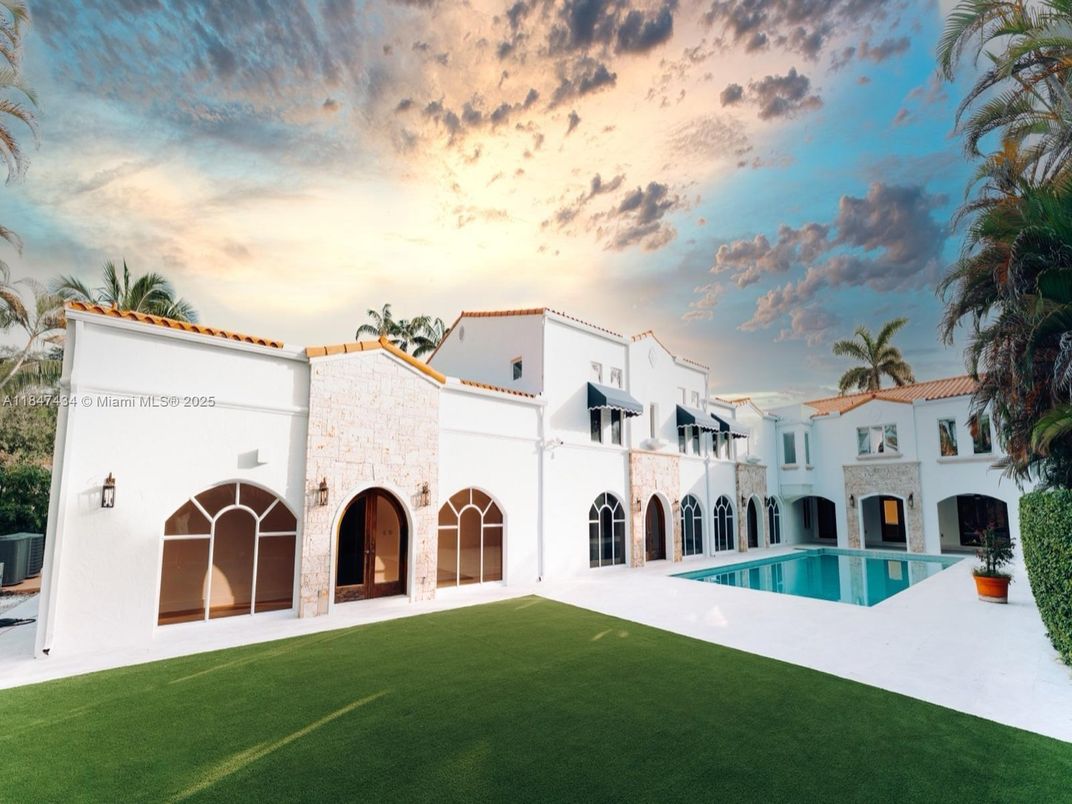 Backyard, Exterior, Pool