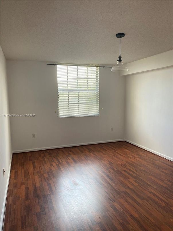 Empty room, Interior, Pendant Lights, Wood Texture Flooring