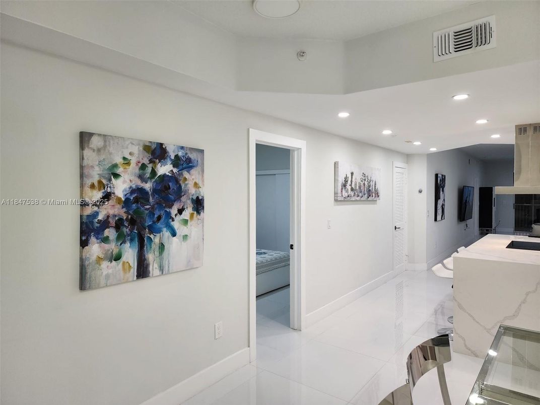 Interior, Kitchen, Recessed Lighting