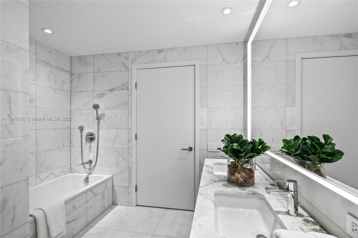 Bathroom, Interior, Marble, Marble Walls, Recessed Lighting