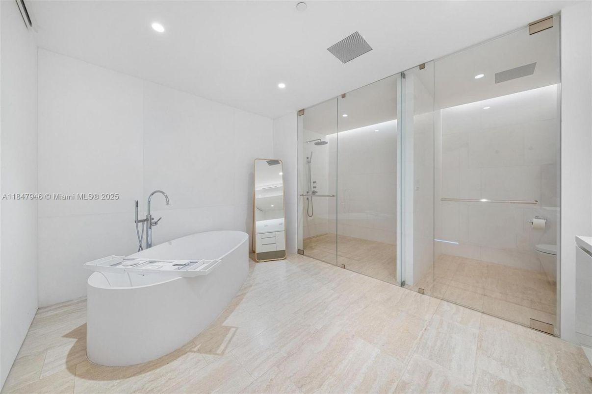 Bathroom, Free Standing Baths, Glass Shower, Interior, Recessed Lighting