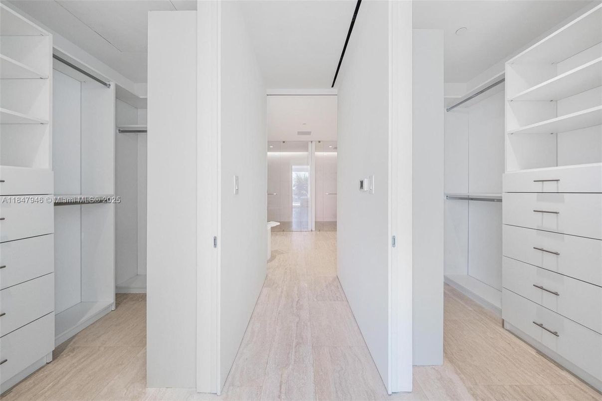 Interior, Recessed Lighting, Walk-in Closets, Wood Texture Flooring