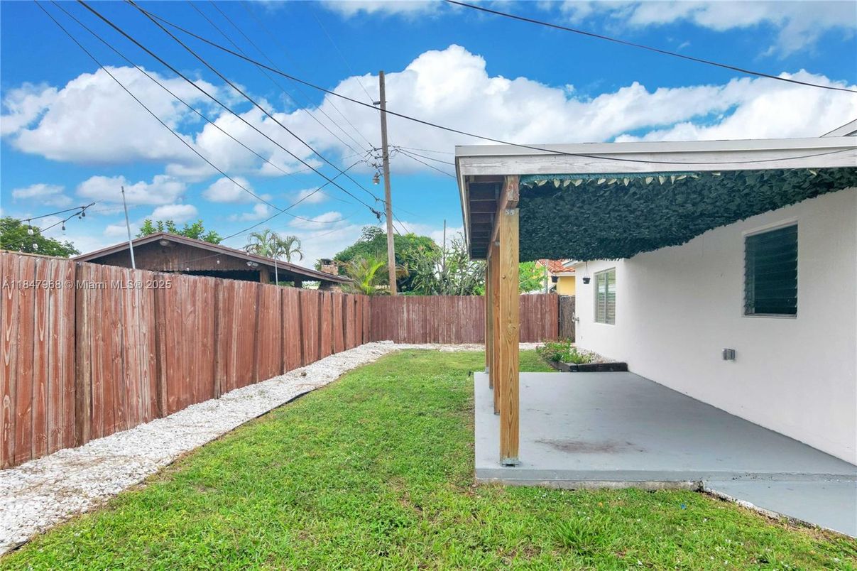 Backyard, Exterior