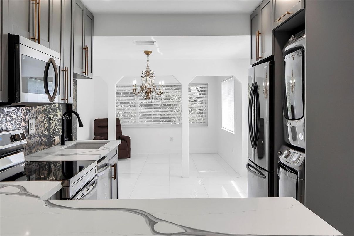 Chandelier, Interior, Kitchen
