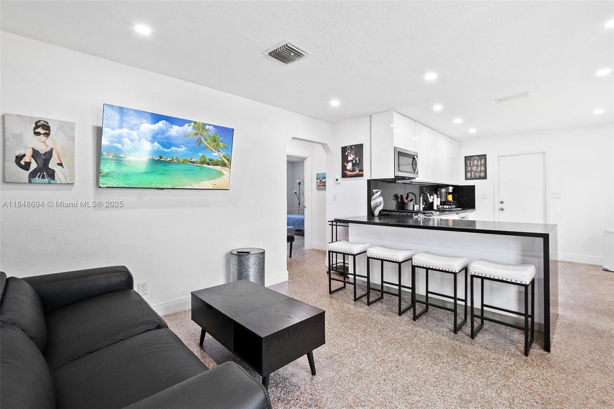 Interior, Kitchen, Recessed Lighting
