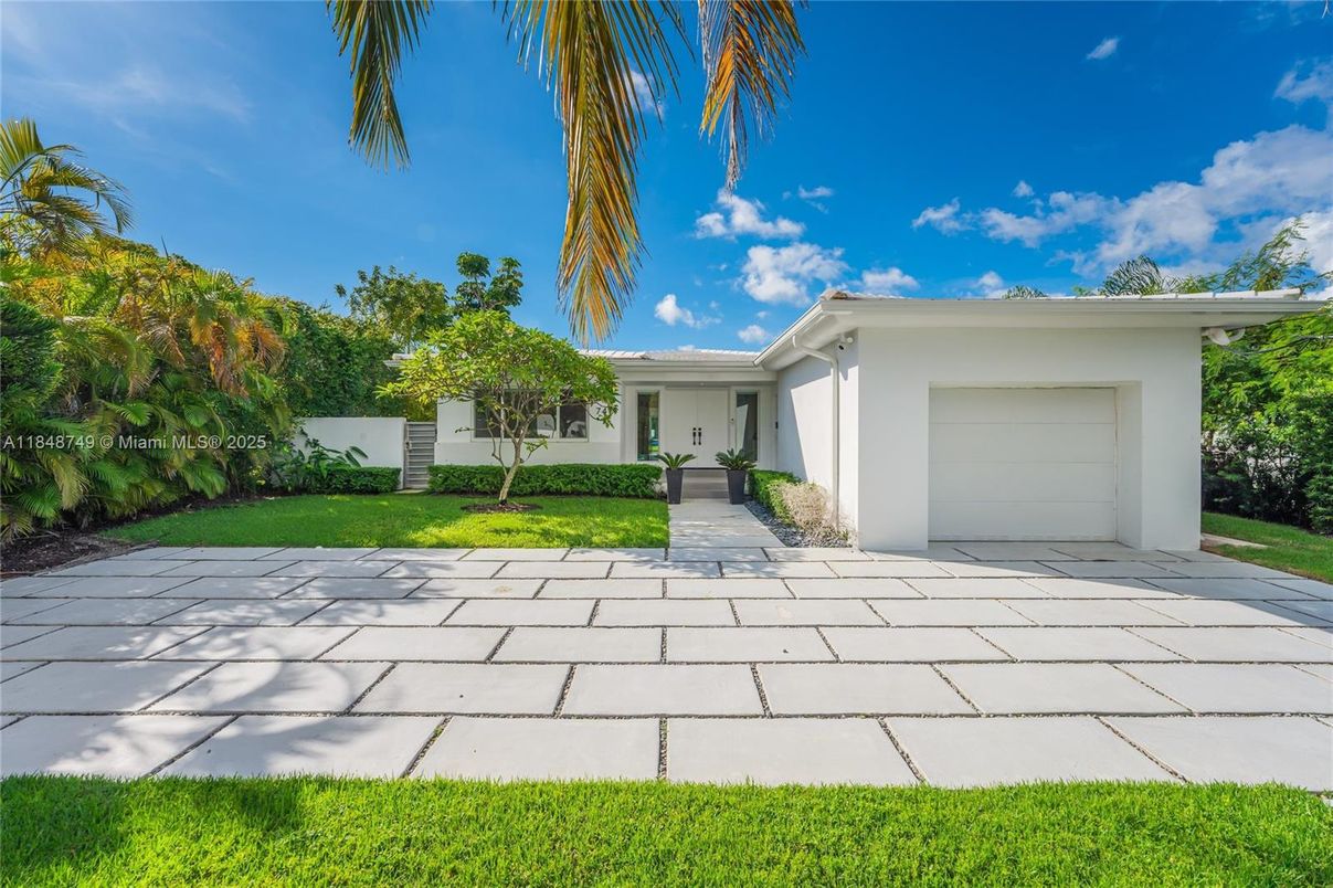 Attached, Backyard, Exterior, Facade, Ranch