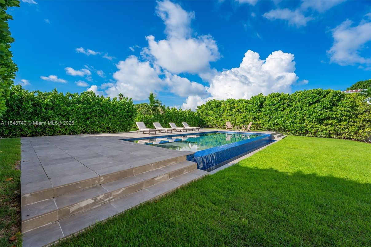 Backyard, Exterior, Pool