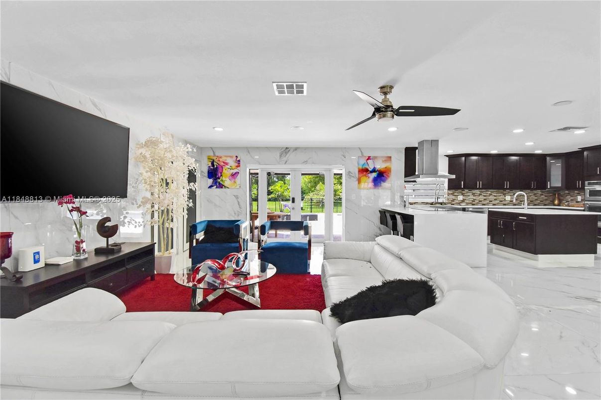 Interior, Kitchen, Living room, Marble, Recessed Lighting