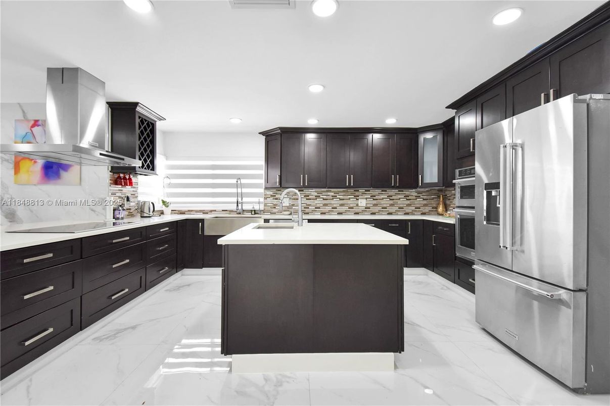 Interior, Kitchen, Marble, Recessed Lighting