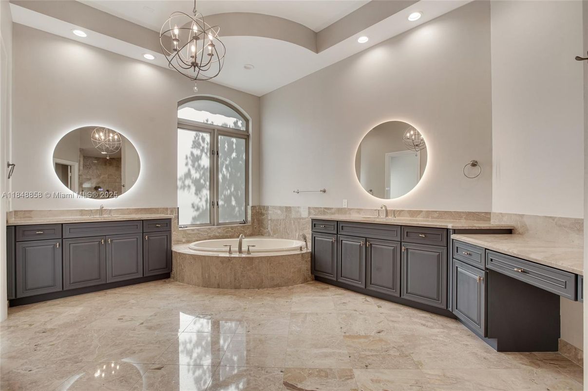 Bathroom, Dual Sink Vanities, Interior, Pendant Lights, Recessed Lighting