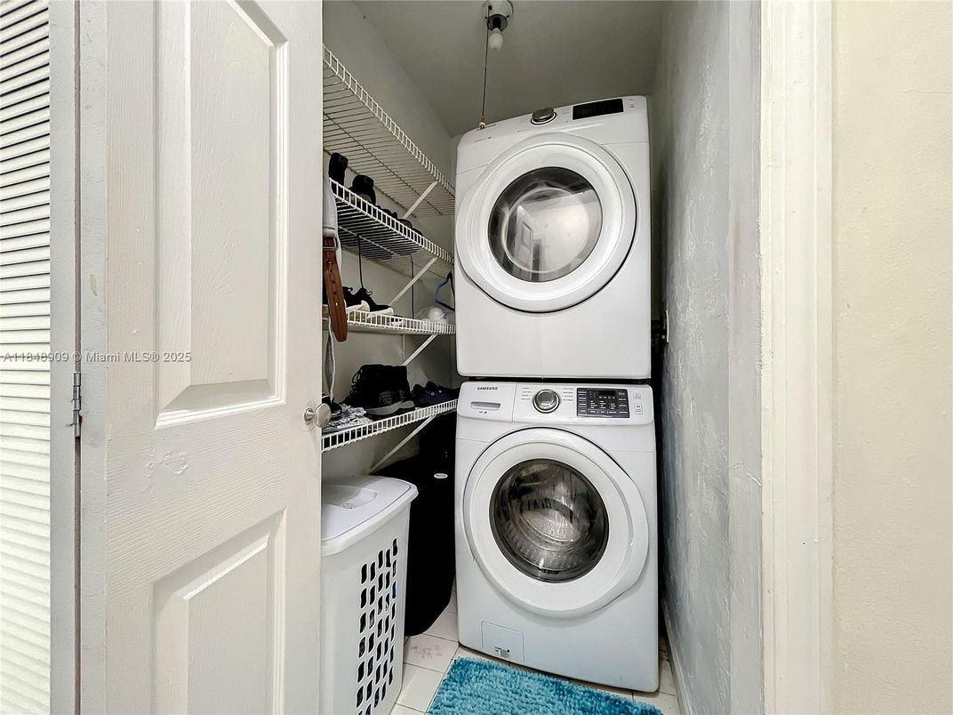 Interior, Utility Closets, Washer