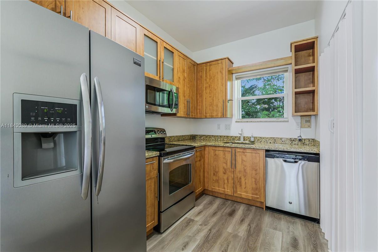 Interior, Kitchen, Stainless Steel Appliances, Wood Texture Flooring