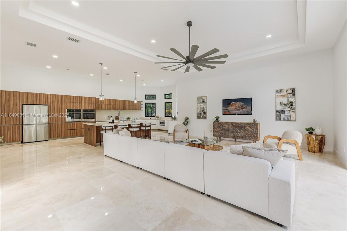 Interior, Kitchen, Living room, Pendant Lights, Recessed Lighting