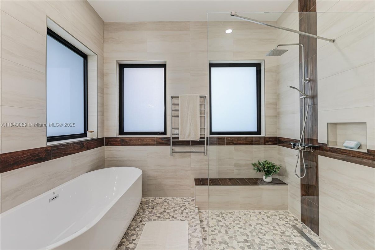 Bathroom, Free Standing Baths, Glass Shower, Interior, Recessed Lighting