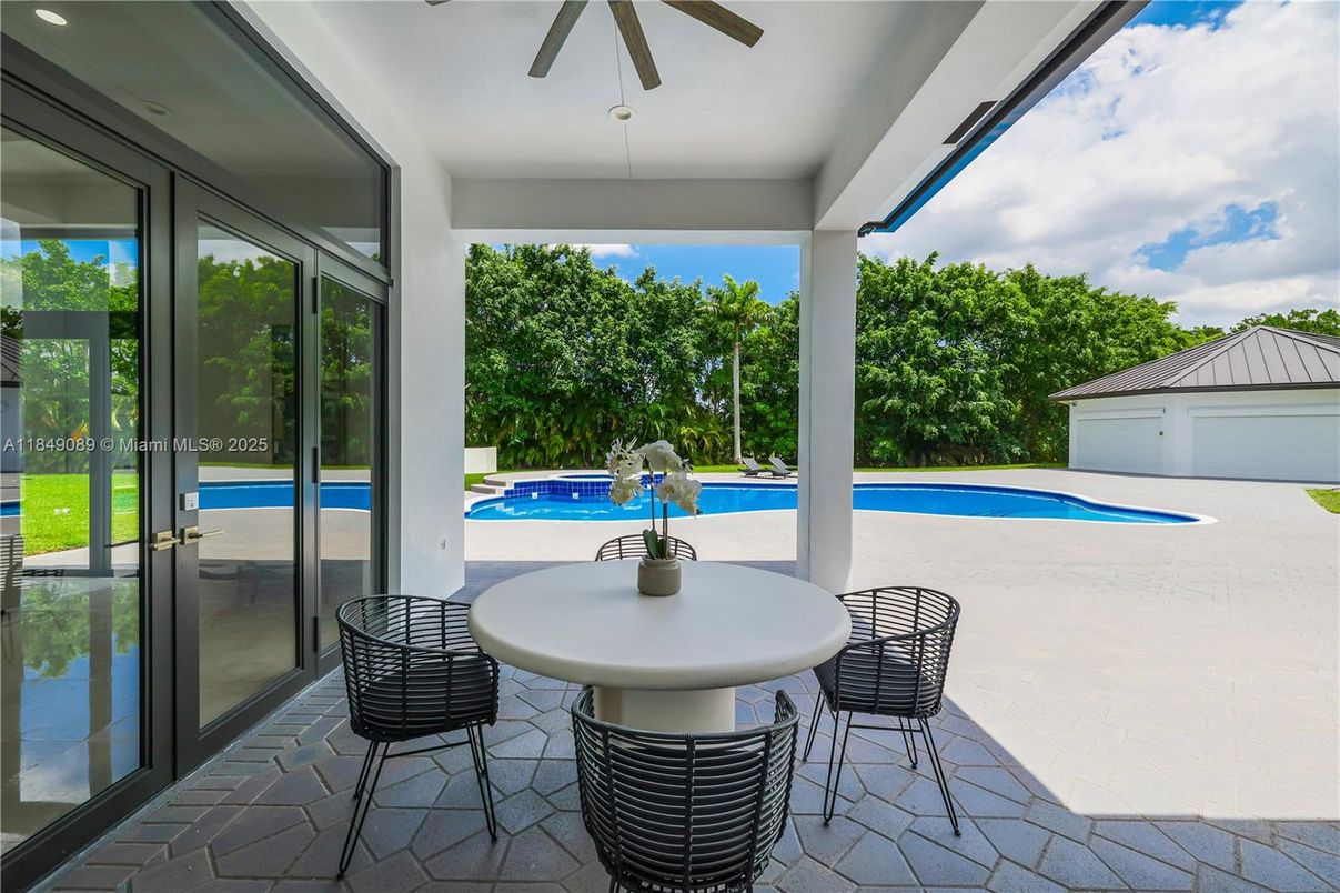Detached Garage, Exterior, Pool