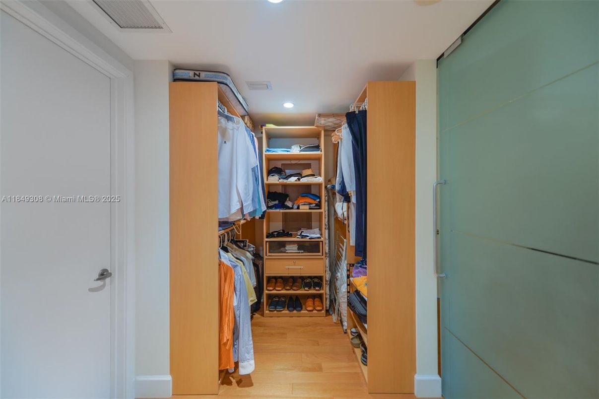 Interior, Recessed Lighting, Walk-in Closets, Wood Texture Flooring