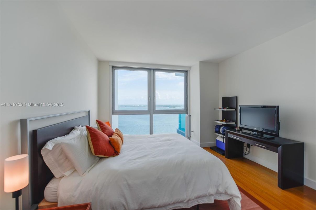 Bedroom, Interior, Water, Wood Texture Flooring