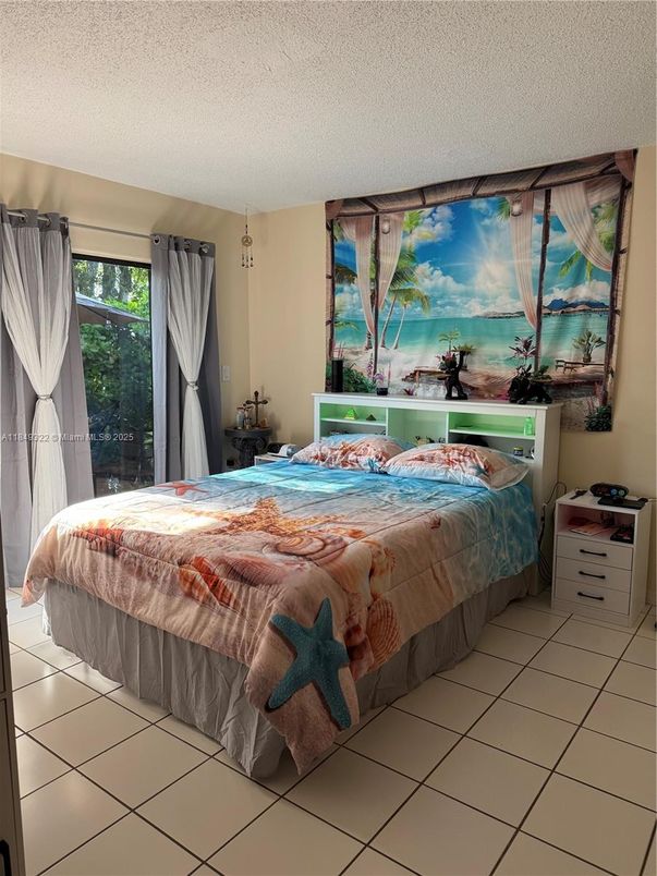 Bedroom, Interior, Water