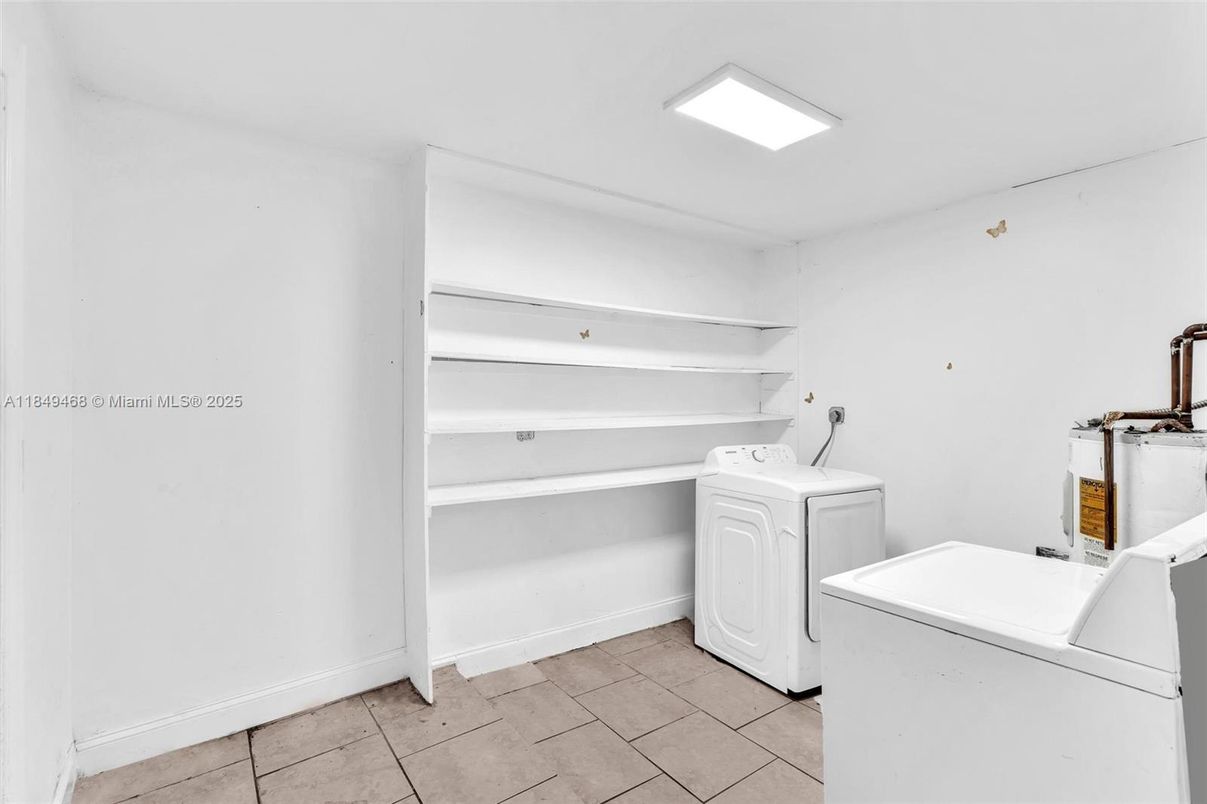 Interior, Recessed Lighting, Washer