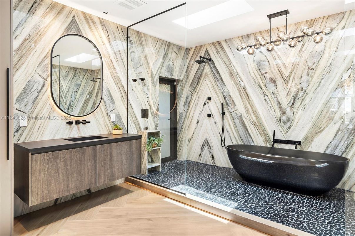 Bathroom, Interior, Pendant Lights, Wood Texture Flooring