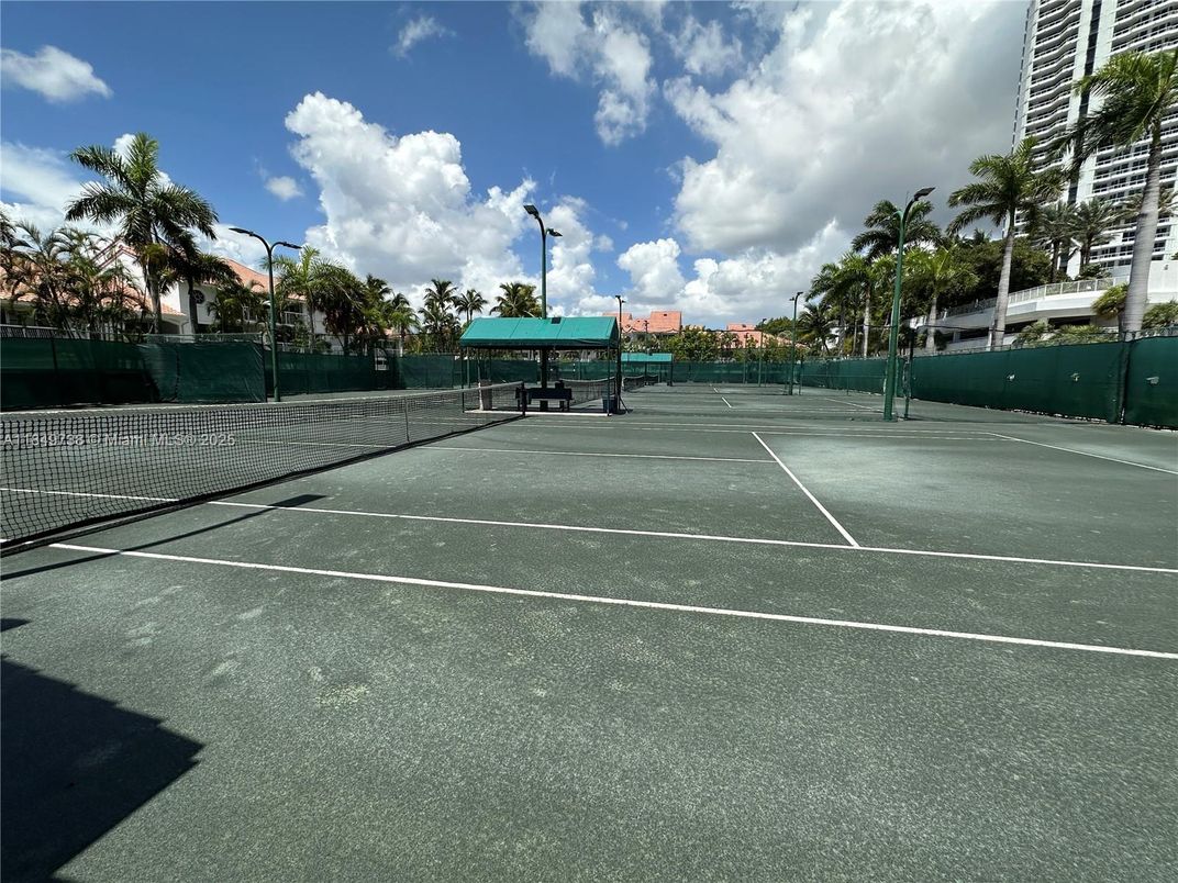 Exterior, Tennis Courts