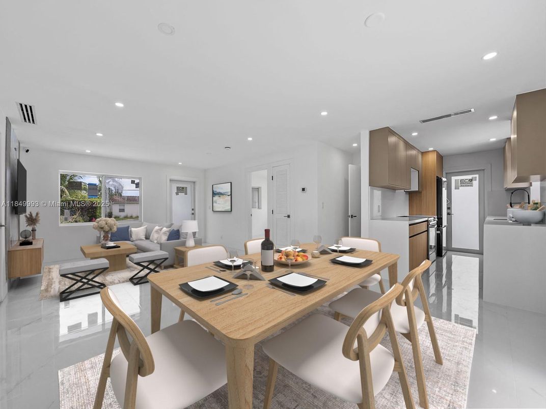 Dining room, Interior, Kitchen, Living room, Recessed Lighting