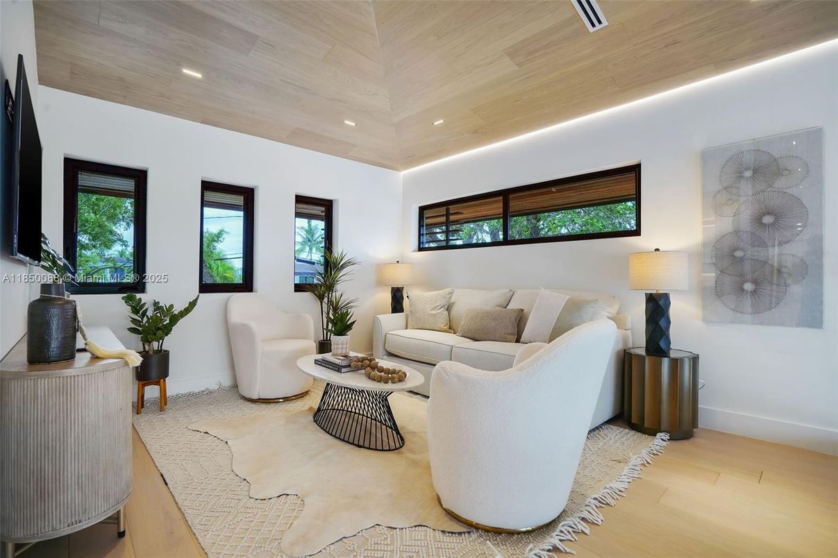 Interior, Living room, Recessed Lighting, Wooden Ceilings, Wood Texture Flooring