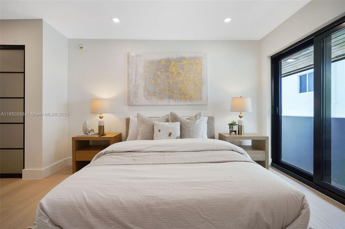 Bedroom, Interior, Recessed Lighting, Water, Wood Texture Flooring