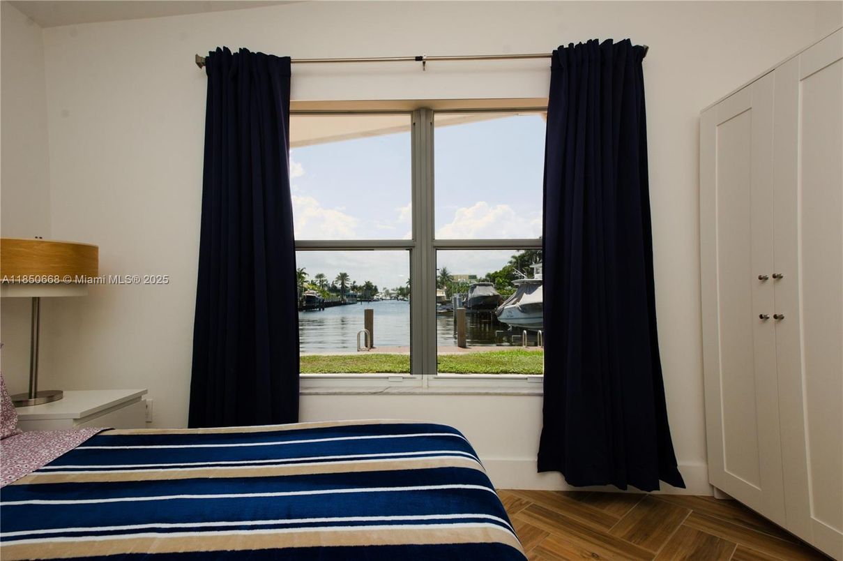 Bedroom, Interior, Water, Wood Texture Flooring