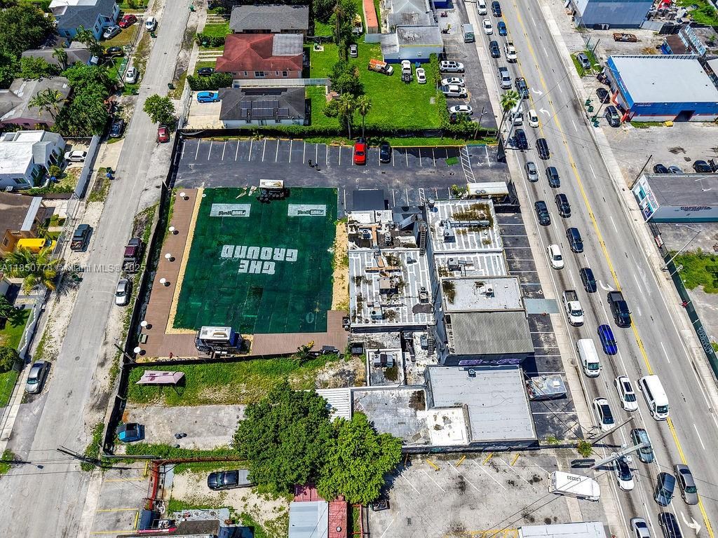 Exterior, Drone