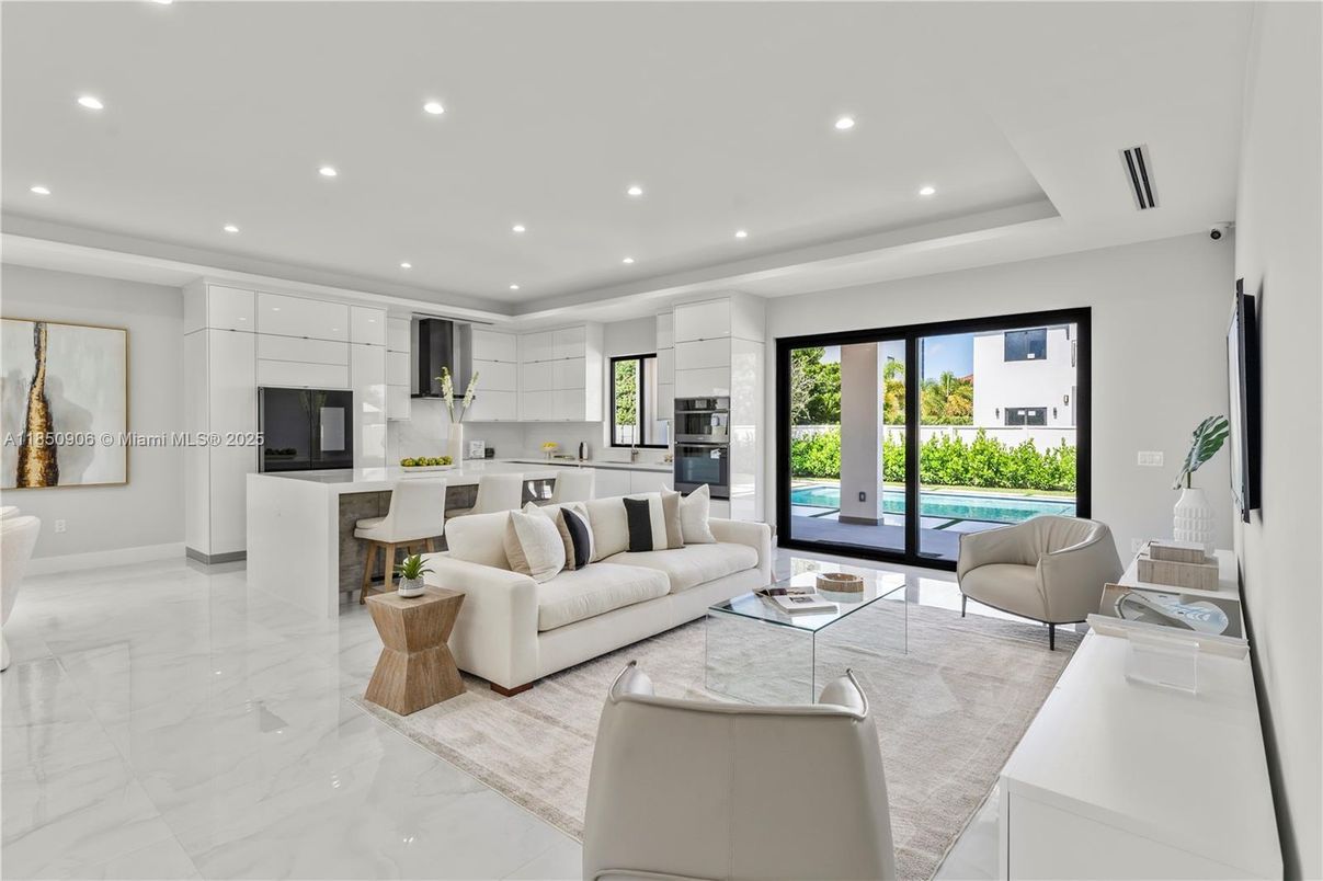 Interior, Kitchen, Living room, Marble, Recessed Lighting, Stainless Steel Appliances