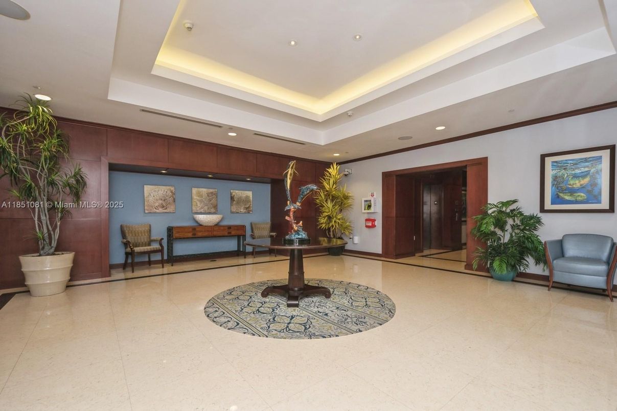 Elevator, Interior, Recessed Lighting