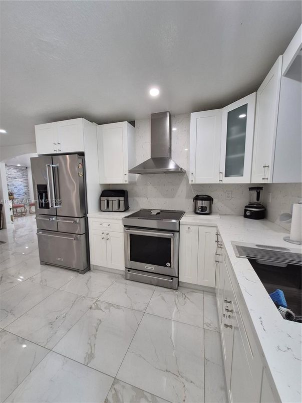 Interior, Kitchen, Marble, Recessed Lighting, Stainless Steel Appliances