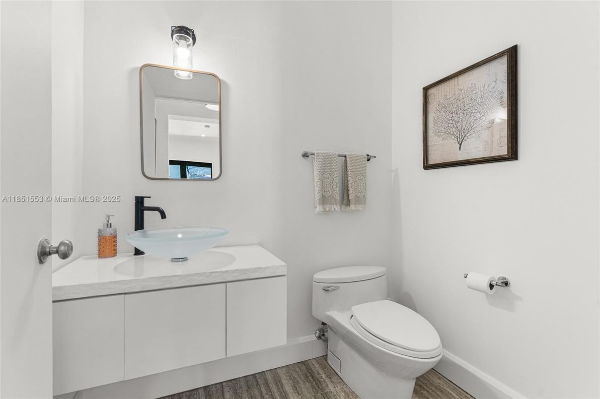 Bathroom, Interior, Wood Texture Flooring