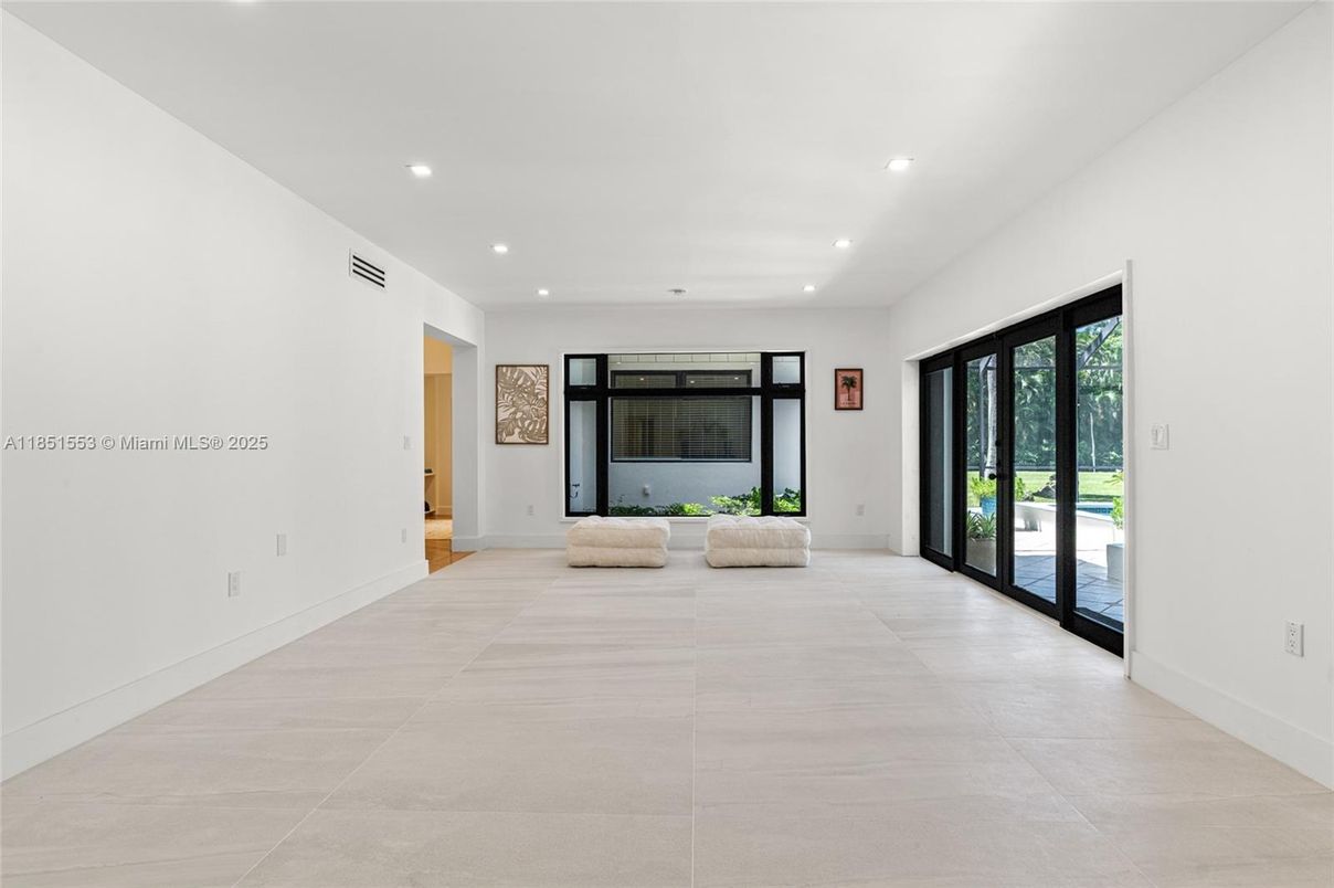 Interior, Recessed Lighting