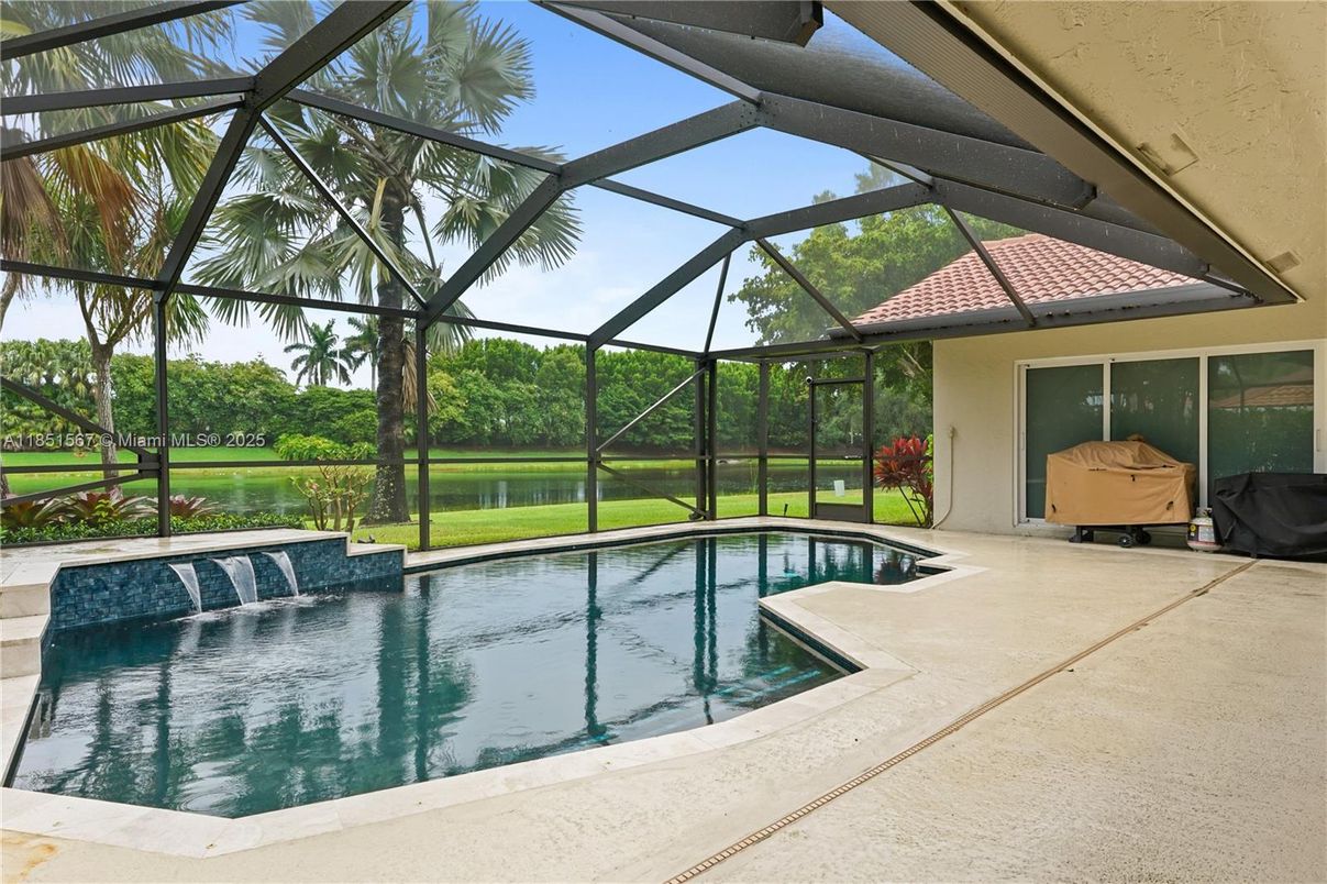 Glass Ceilings, Interior, Pool, Sun Room, Water