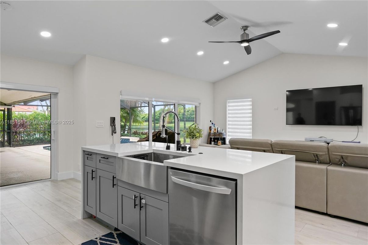 Interior, Kitchen, Living room, Recessed Lighting, Wood Texture Flooring